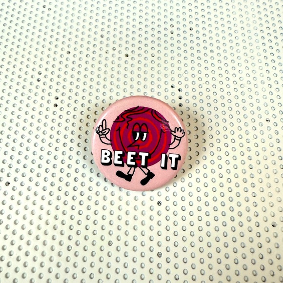 Pink 'Beet It' Button Pin - Picture 1 of 1